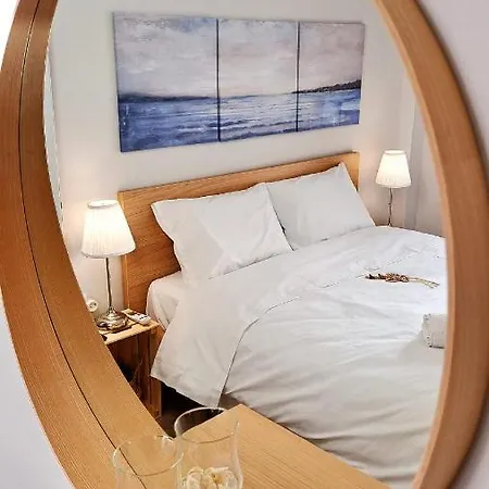 Apartment Polis *
